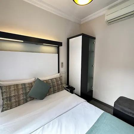 Hotels And Suites Platine