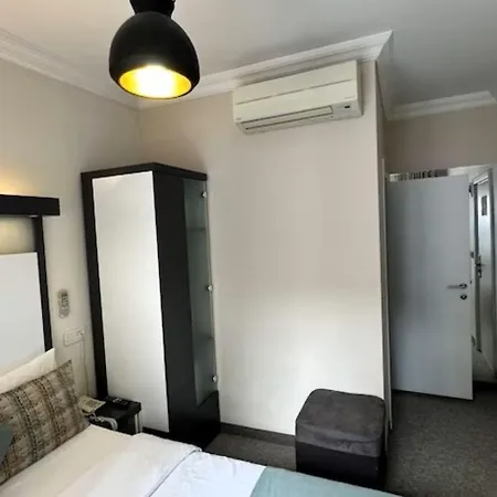 Hotels And Suites Platine فندق *