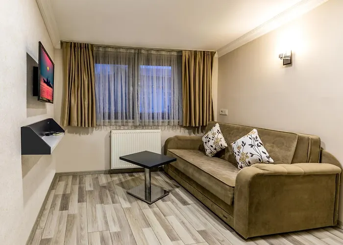 Отель Hotels And Suites Platine *