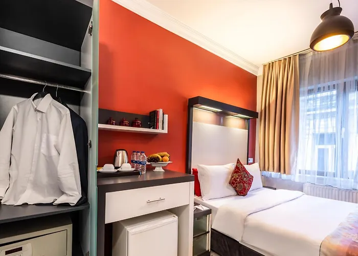 Отель Hotels And Suites Platine Стамбул