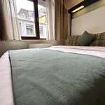 Hotel Hotels And Suites Platine