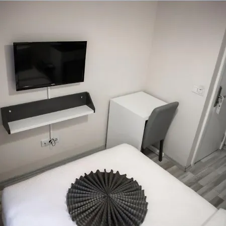 酒店 Hotels And Suites Platine *