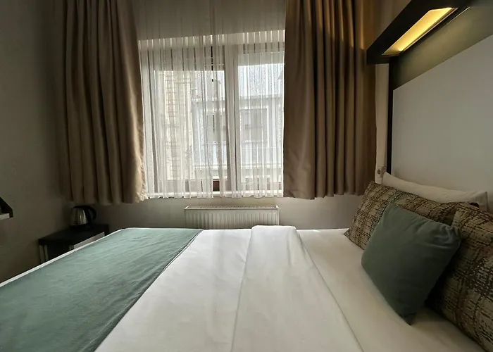 Hotels And Suites Platine